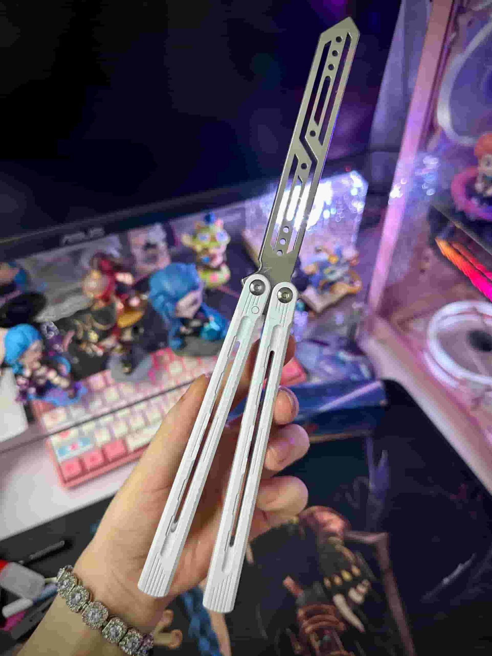 z6910393479350_ae3fa7b716435058a0b320af270643d5-min