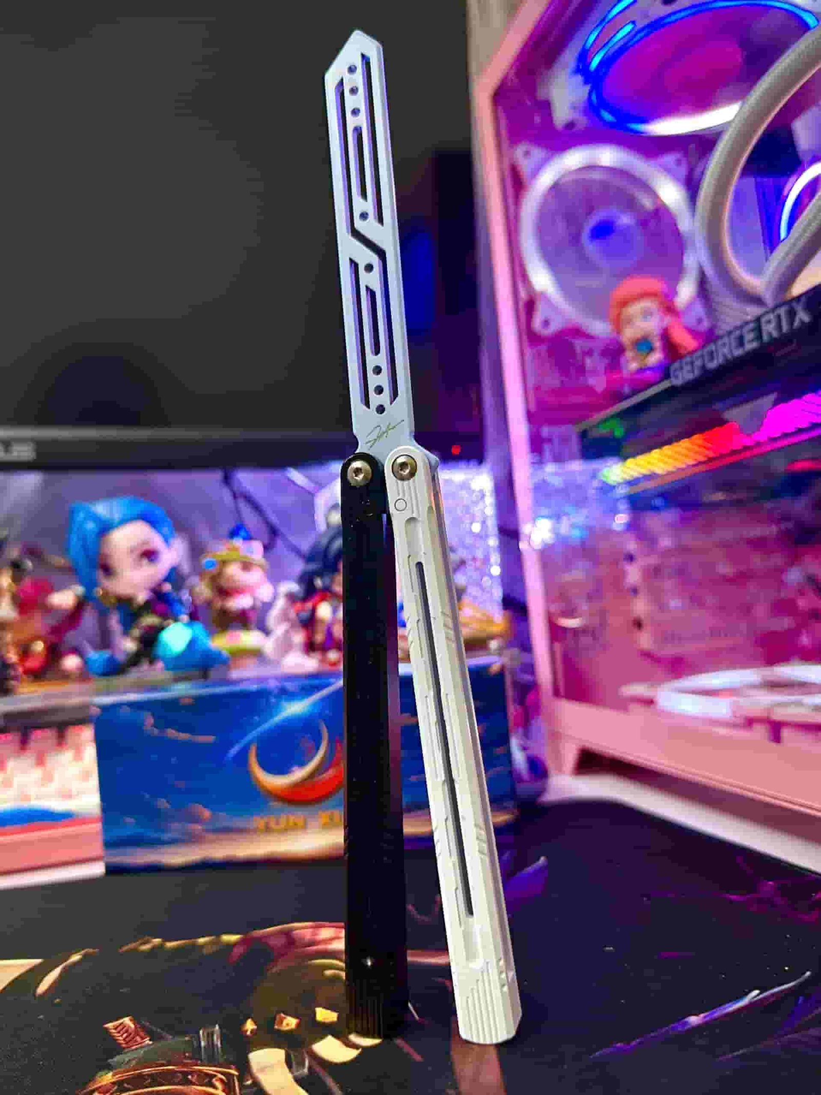 z6910393503908_2bebb5c66602507ef2f711d954d919dc-min